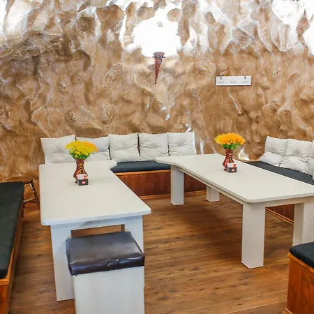 Hotel Shpella Berat
